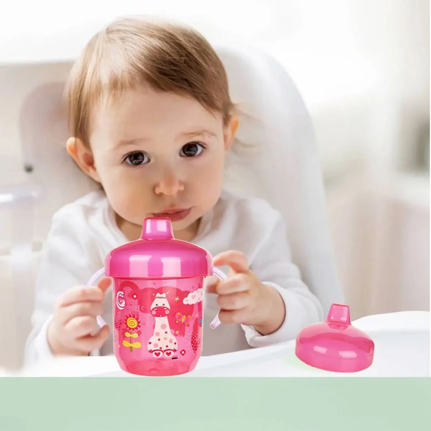 Babies over 11 months old learn to drink duckbill cups with handles, wide caliber, easy to clean, safe PP material, anti drop