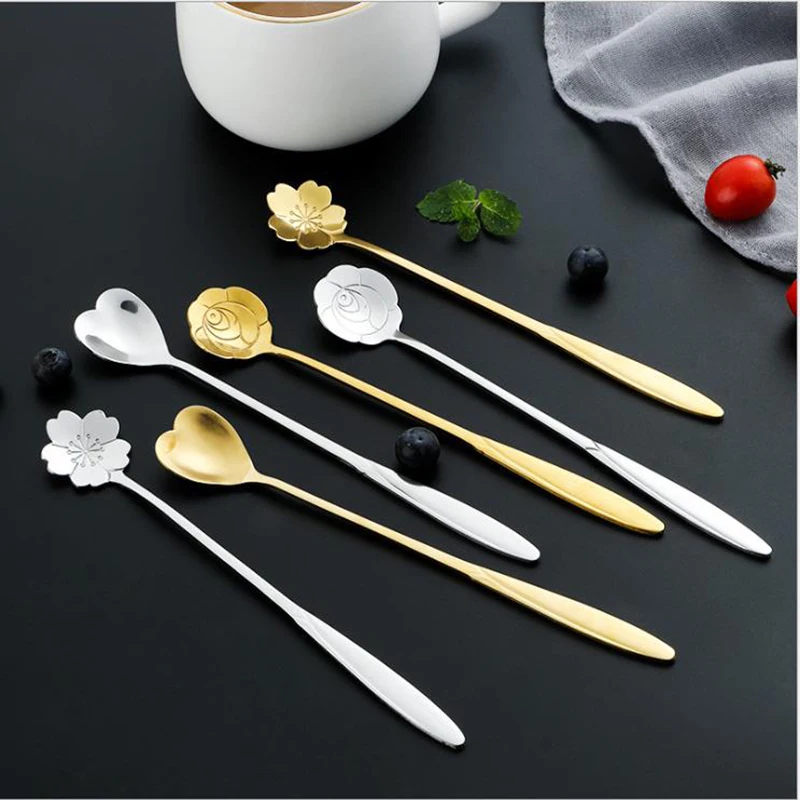 

Tea Coffee Mixing Spoon Gold Spoon Long Handle Dessert Stainless Steel Vintage Teaspoons Drink Tableware Flowers Design 1PCS