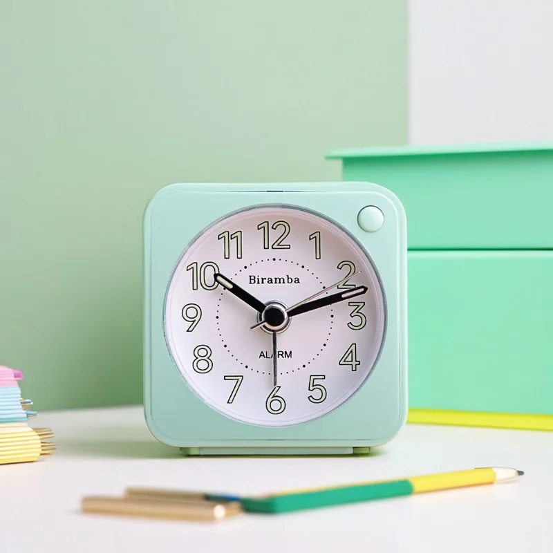 Japanese silent sweep second alarm clock creative bedside fashion with night light postgraduate entrance exam mini alarm clock