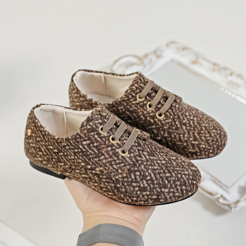 Come nuove scarpe per bambini scarpe Casual morbide per bambini mocassini di moda per neonati scarpe di marca antiscivolo per bambini ragazze mocassino uniforme Oxford