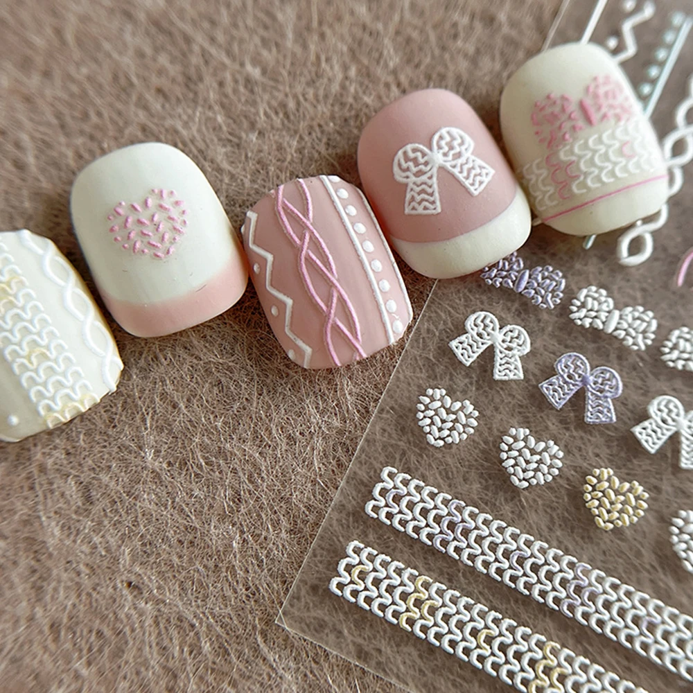 1 シートスイートボウネイルアートステッカー 5D エンボスハートちょう結びマニキュアスライダーかわいいニットパターンネイルデコレーションデカールガール