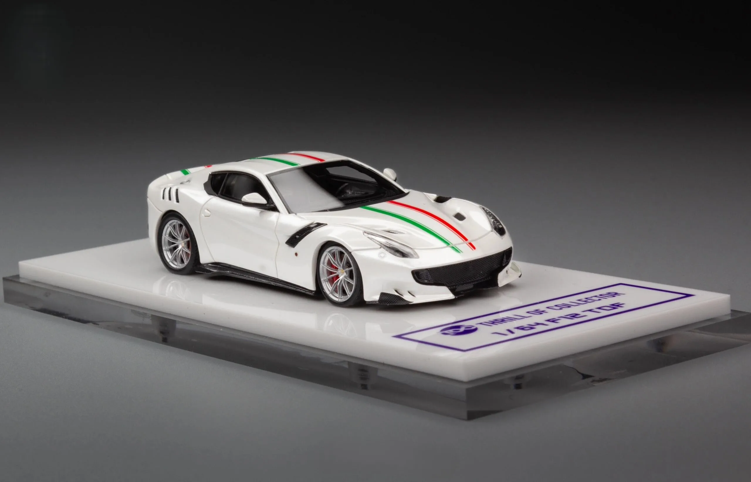 

Fuelme 1:64 F12TDF White Special customization Diecast Model Car Resin Limited edition