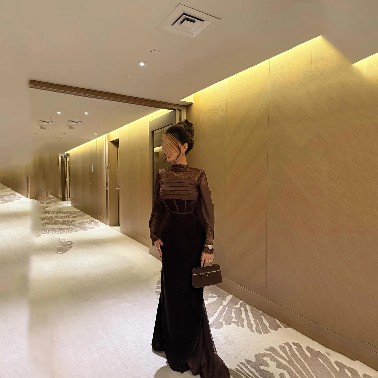 

Lucy Brown Luxurious Women's Evening Dresses for Special Occasions Velvet Elegant Party Dresses 2025 Customized Prom Dress Lace