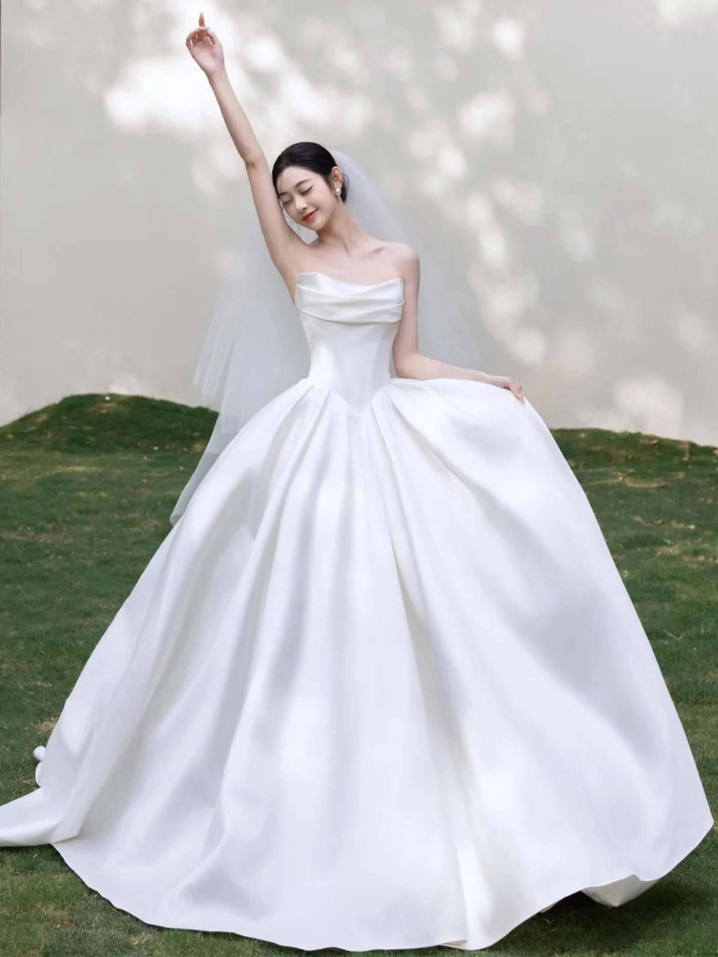 Satin Tube Top French Style 2026 New Bridal Main Wedding Dress Summer Advanced Texture Simple Trailing out Dress