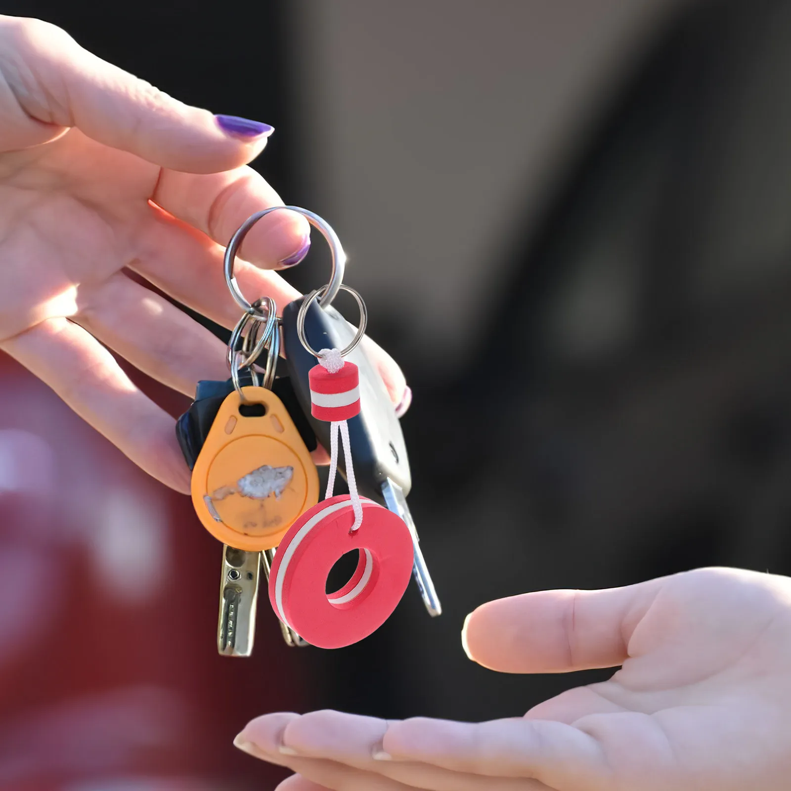 

Набор из 5 красочных плавающих брелоков-держателей для ключей из ЭВА с кольцевым дизайном для лодок, рыбалки, парусного спорта, плавания, активного отдыха, красный