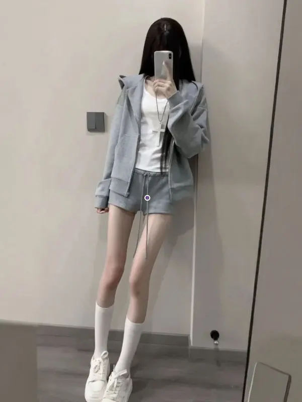 

Korean Style Lazy Hat Sweatshirt Short Pants Two-Piece Set Comfortable Cotton Casual Wear for Women Spring Autumn Season