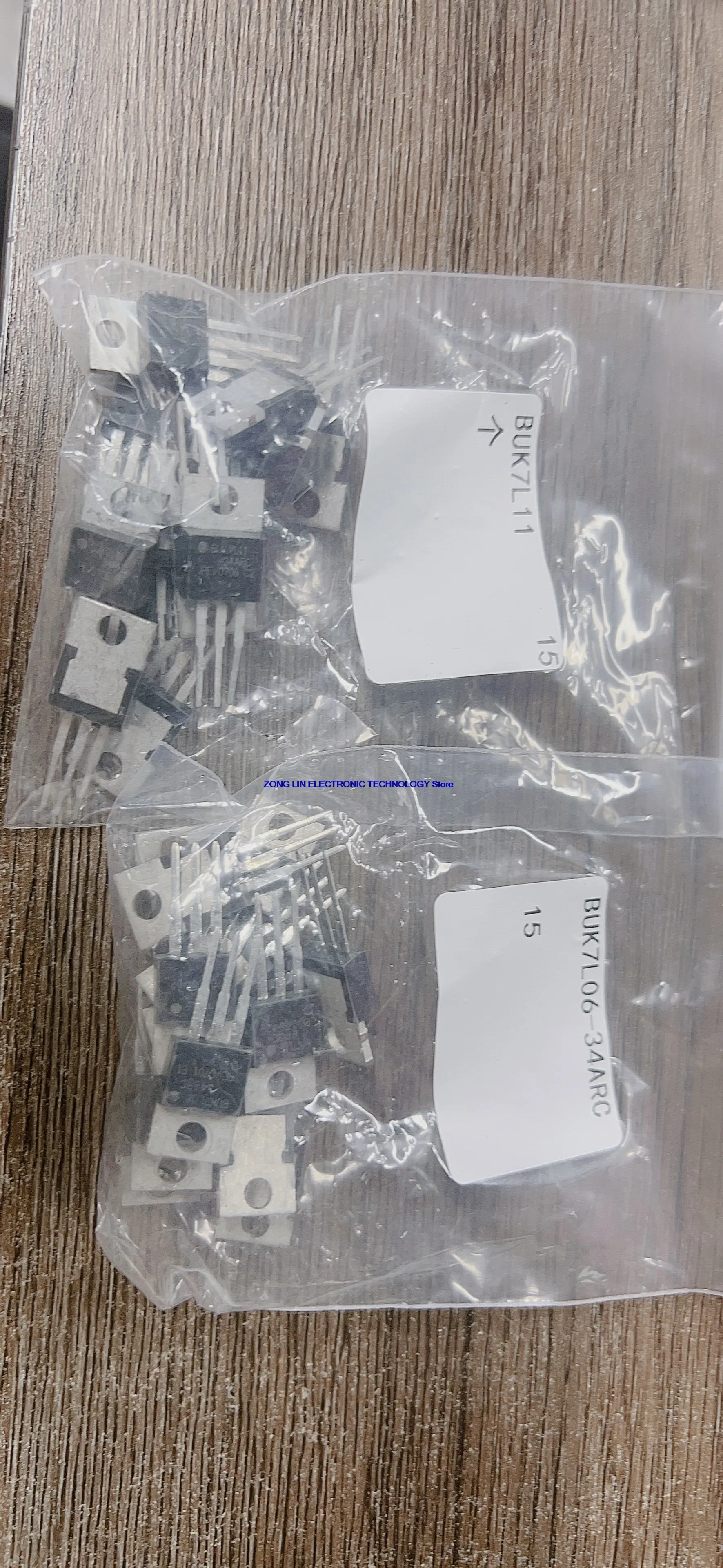 BUK7L06-34ARC BUK7L11-34ARC Automotive ABS Field Effect Transistor Available for Direct Auction  BUK7L11-34ARC 10PCS -1 lot
