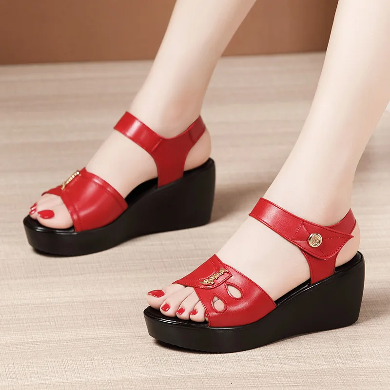 High quality summer leather wedge sandals for women 6cm high heel 2024 size 32 33 43 platform open toe elegant shoe black white