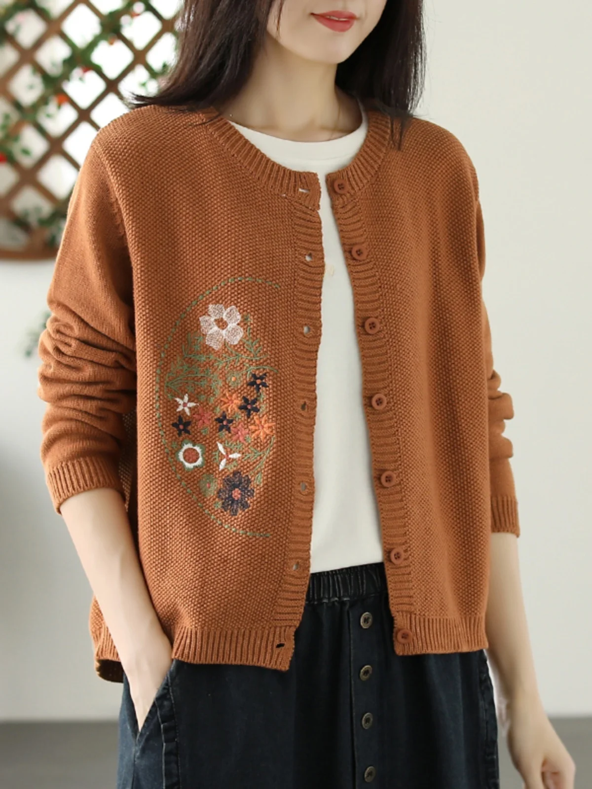 ショートニットカーディガン レディース 綿糸刺繍 ラウンドネック 長袖セータージャケット トレンディ 通勤スタイル アーティスティック ルーズフィット