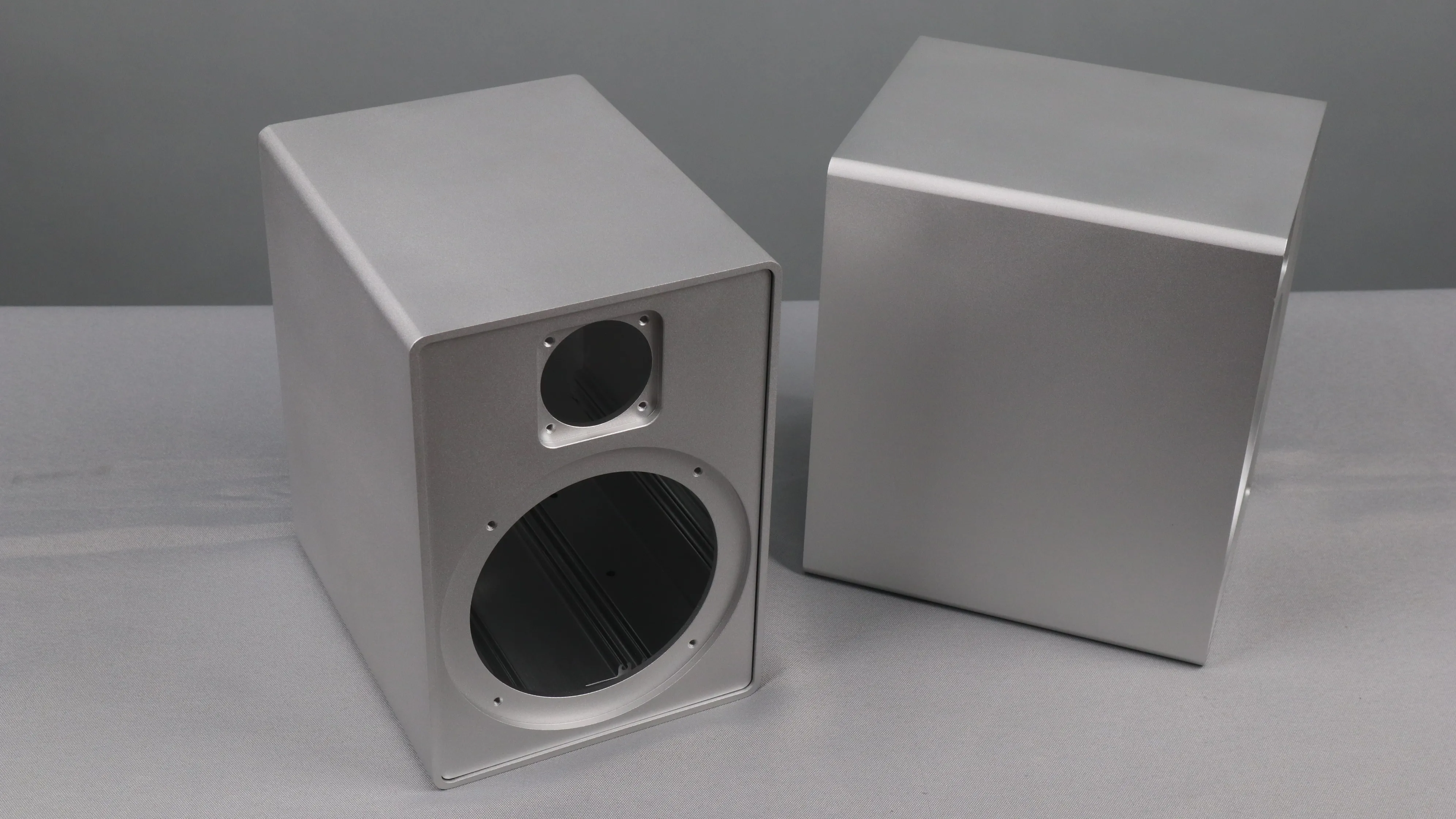 1 pair Full aluminum speaker Installation box for 5-inch dual frequency desktop HIFI monitoring speaker DIY shell