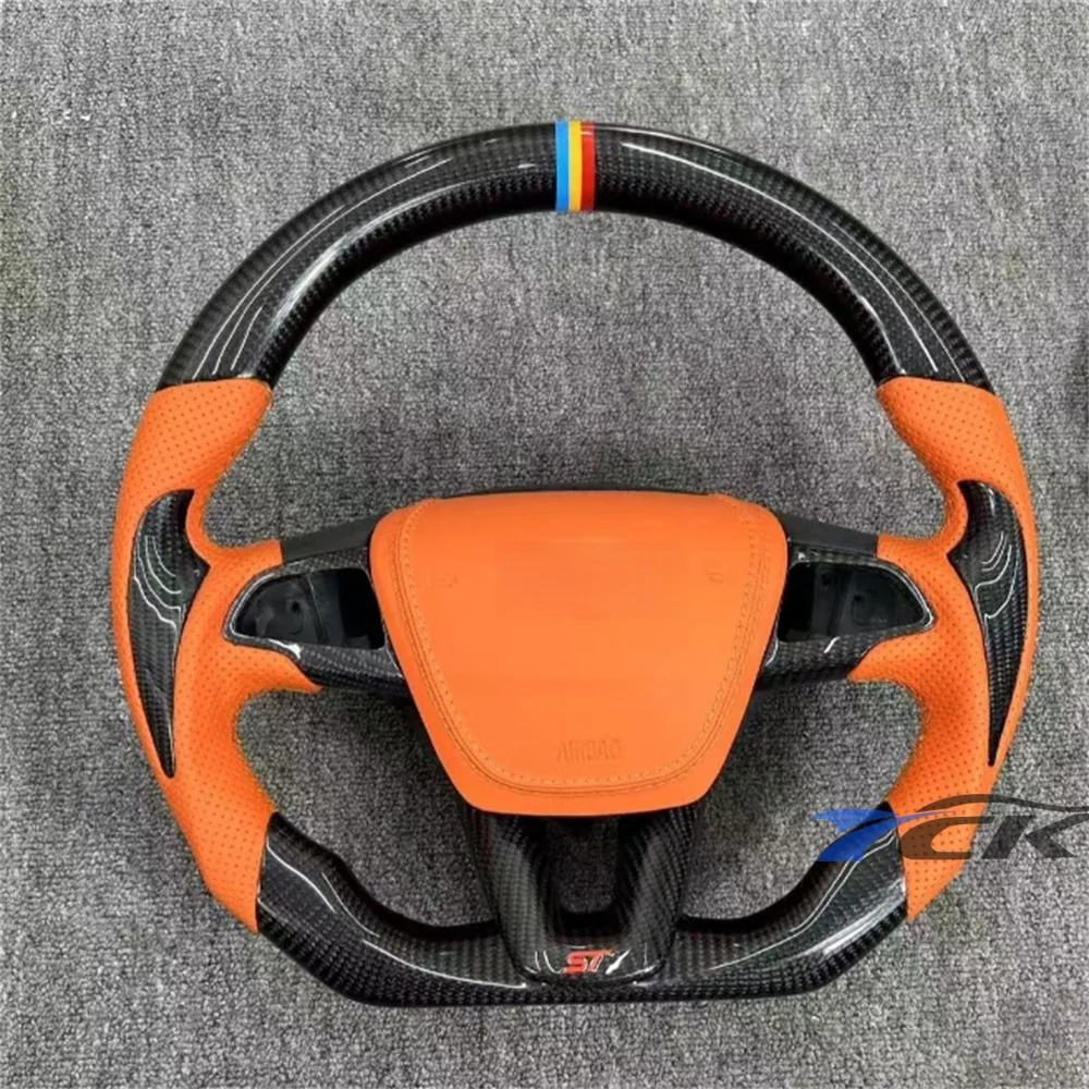 

Индивидуальное черное оранжевое кожаное рулевое колесо из углеродного волокна на 2015, 2016, 2017, 2018, автомобильные аксессуары Ford Focus