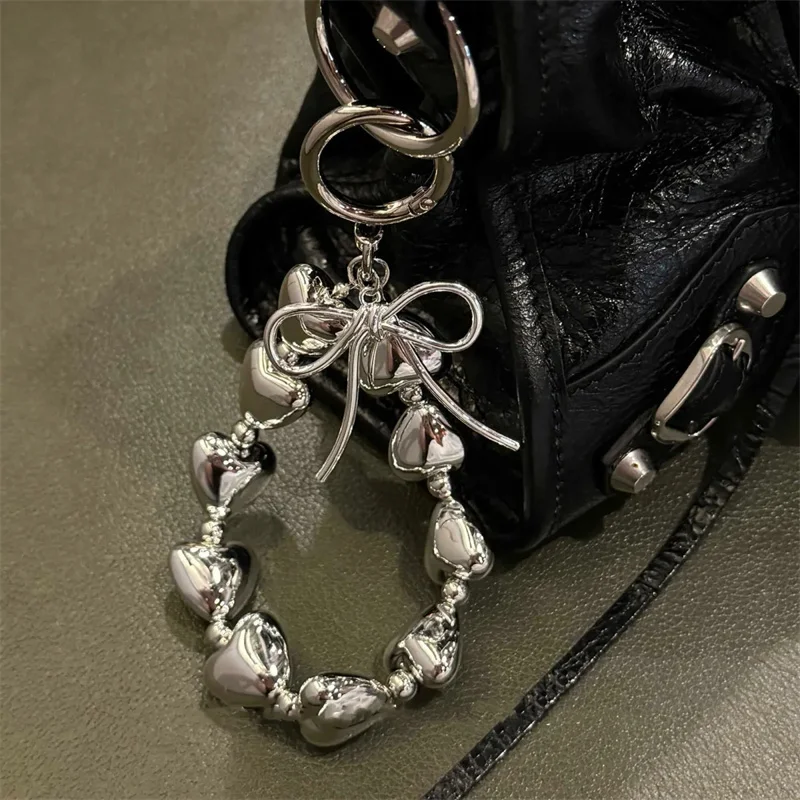 Luxury Korea Cute Bow Love Heart Phone Lanyard Simplicity Short Phone Strap Style Phone Backpack Chain Pendant Phone Case Chain