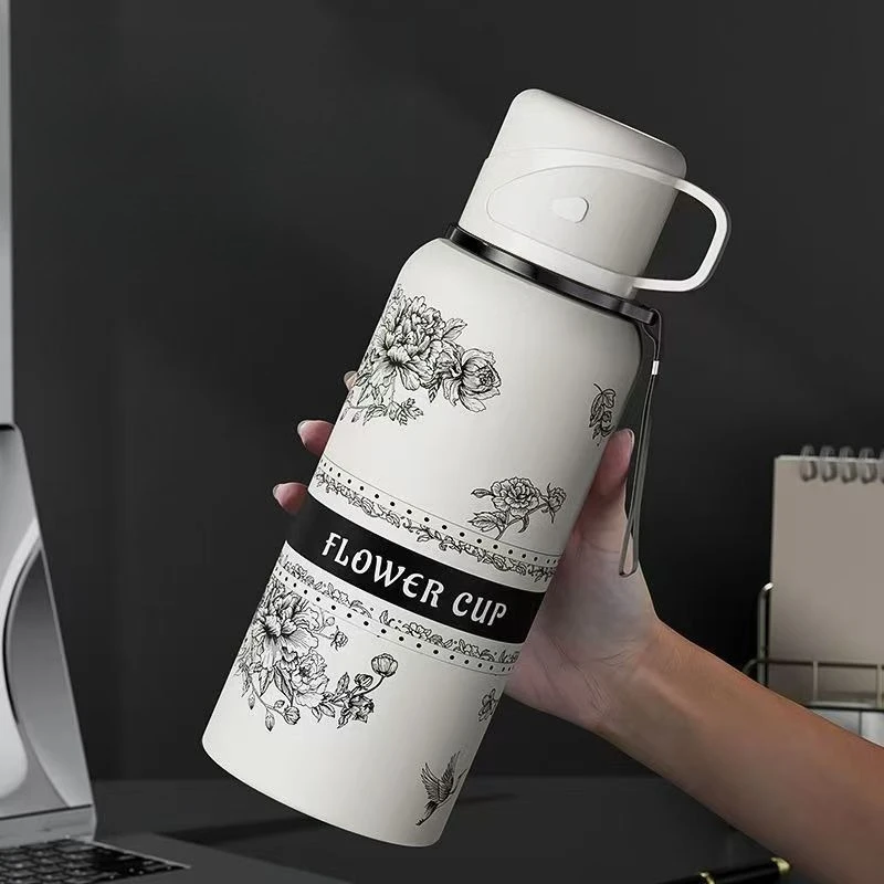 

Изоляционная чашка Gardenia женская, новинка 2025 года, высокоценная студенческая чашка для воды, осенне-зимняя чашка для воды большой емкости из нержавеющей стали