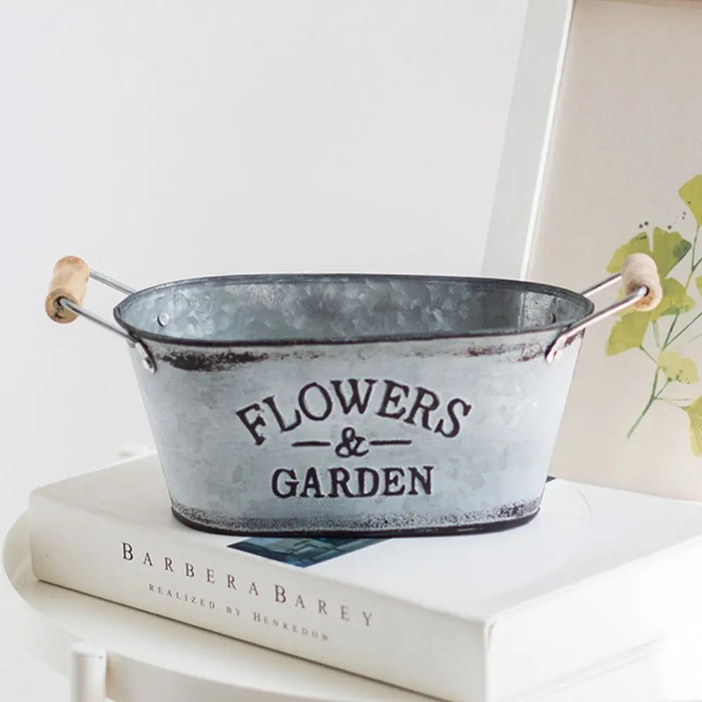 Multipurpose Rustic Iron Oval Flowerpot European Style Pastoral Retro Flower Vase Wooden Handle Wooden Flower Bucket Balcony