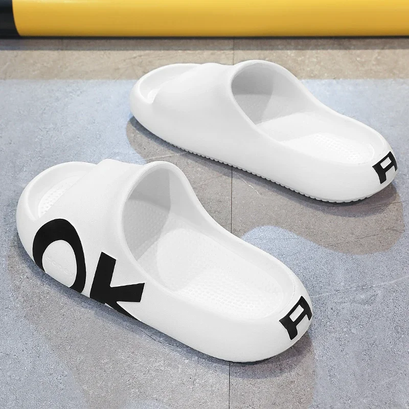 Thick Sole Summer Beach Slides Men’s Bathroom Anti-Slip Slipper Soft Sandals Fashion Soft Sole Flops Home Indoor Slippers Shoes