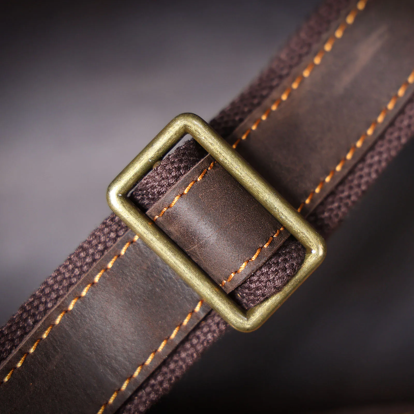 S.WORKER Vintage Brusttasche aus echtem Leder für Herren, Vintage, langlebige Brusttasche, Umhängetasche für Herren, Geschenk für Weihnachten – Detail 14