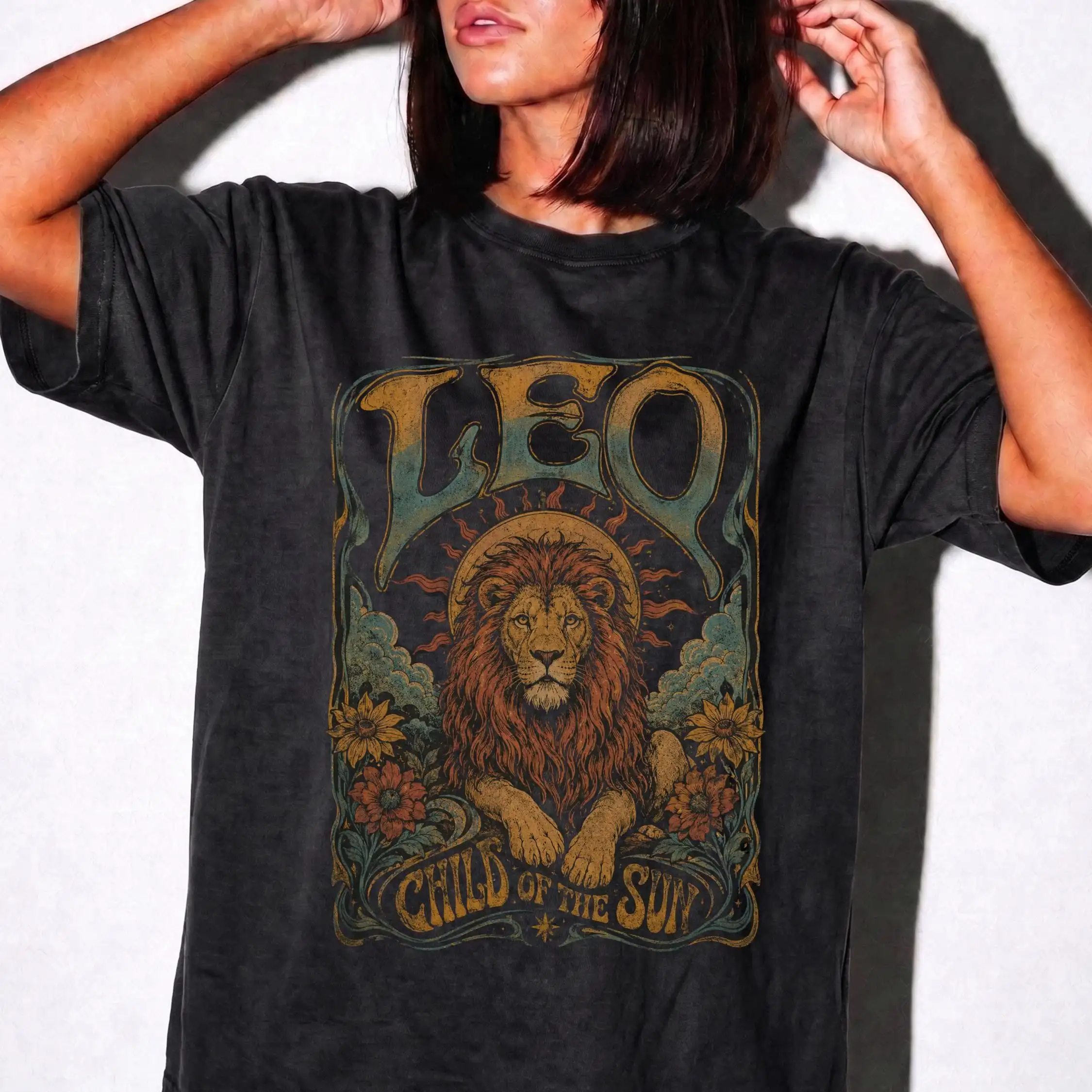 Leo Zodiac Shirt, Vintage Leo Graphic Tee, Child of The Sun Shirt, Astrology T Shirt, Celestial Lion Tee, Boho Horoscope Gift