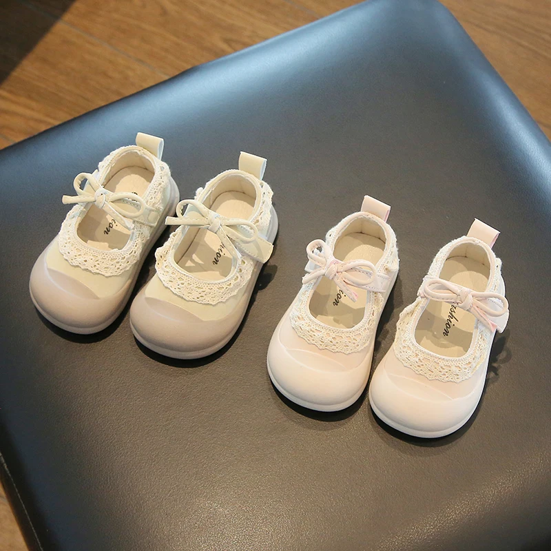 

Детские туфли-балетки с закрытым носком, мягкой подошвой, для малышей, с круглым носком, 2026, новые, нескользящие сандалии для младенцев