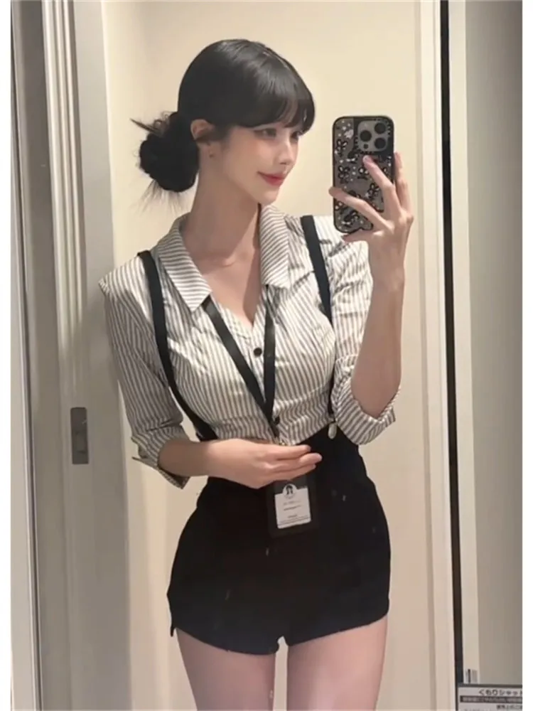 Trendy Lady Style Striped Shirt And Short Pants Two-Piece Set for Women Spring New Arrival High Waist Short Pants Button up S...