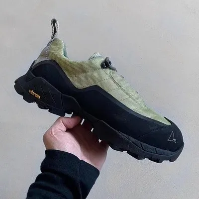 

ROA HIKING RO22 Series Outdoor Casual oes Anti-slip Wear-resistant Hiking Sports Heightening Couple Walking oes