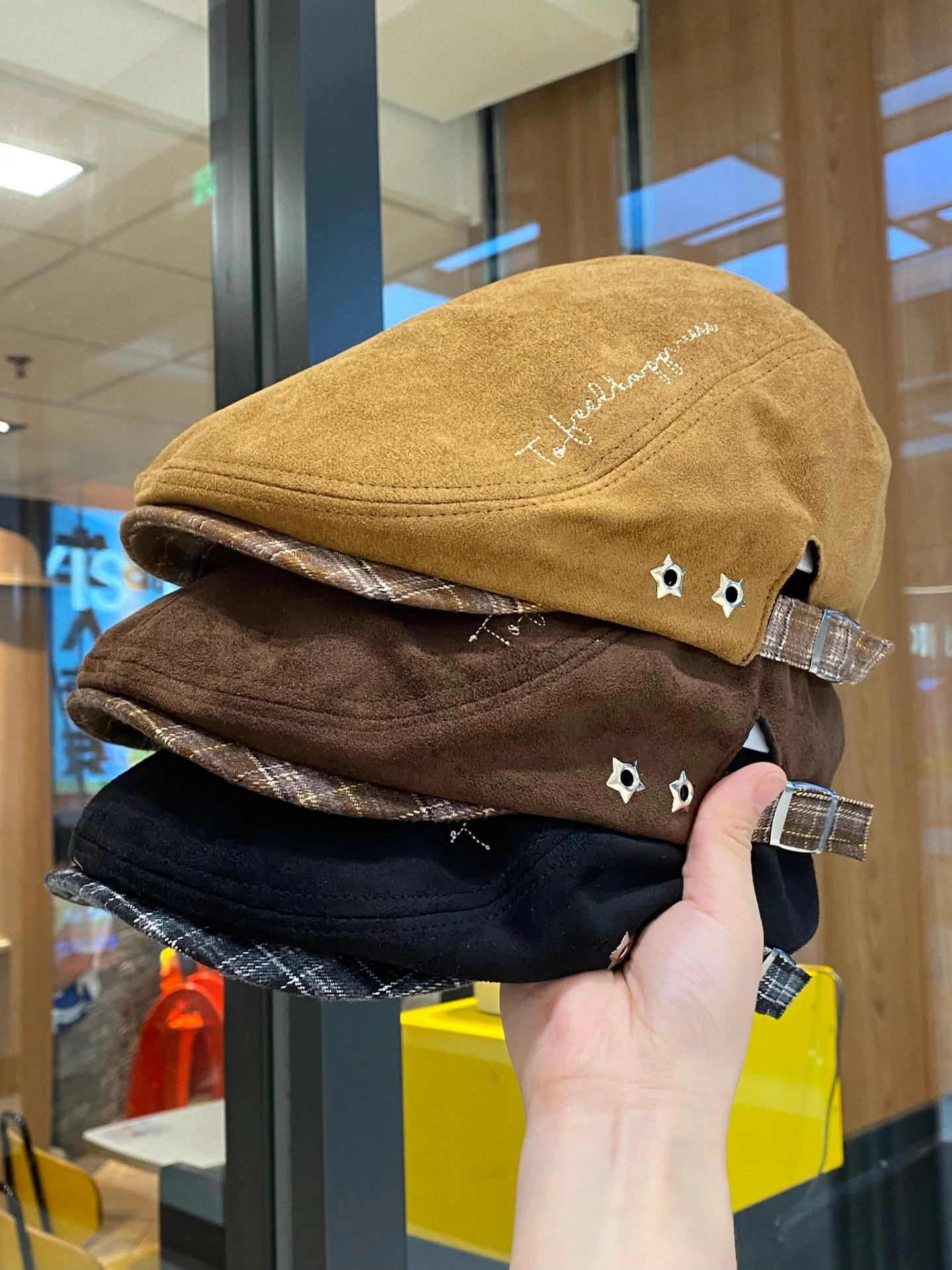 retro-suede-forward-cap-women's-autumn-winter-small-face-reverse-beret-hat-duckbill-cap-adjustable-round-top-casual-hat