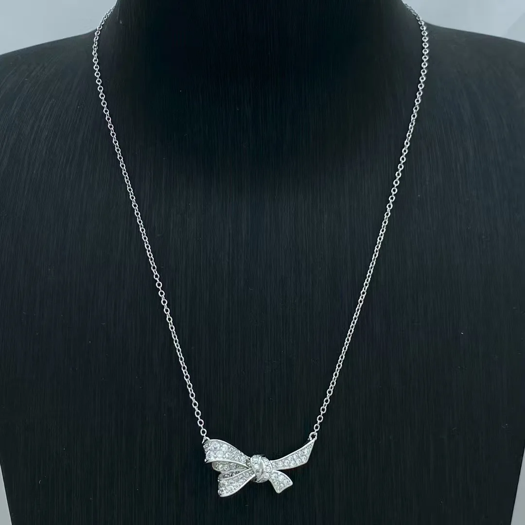 

New Fashion Necklace, Female Butterfly Necklace Exquisite Temperament 2025