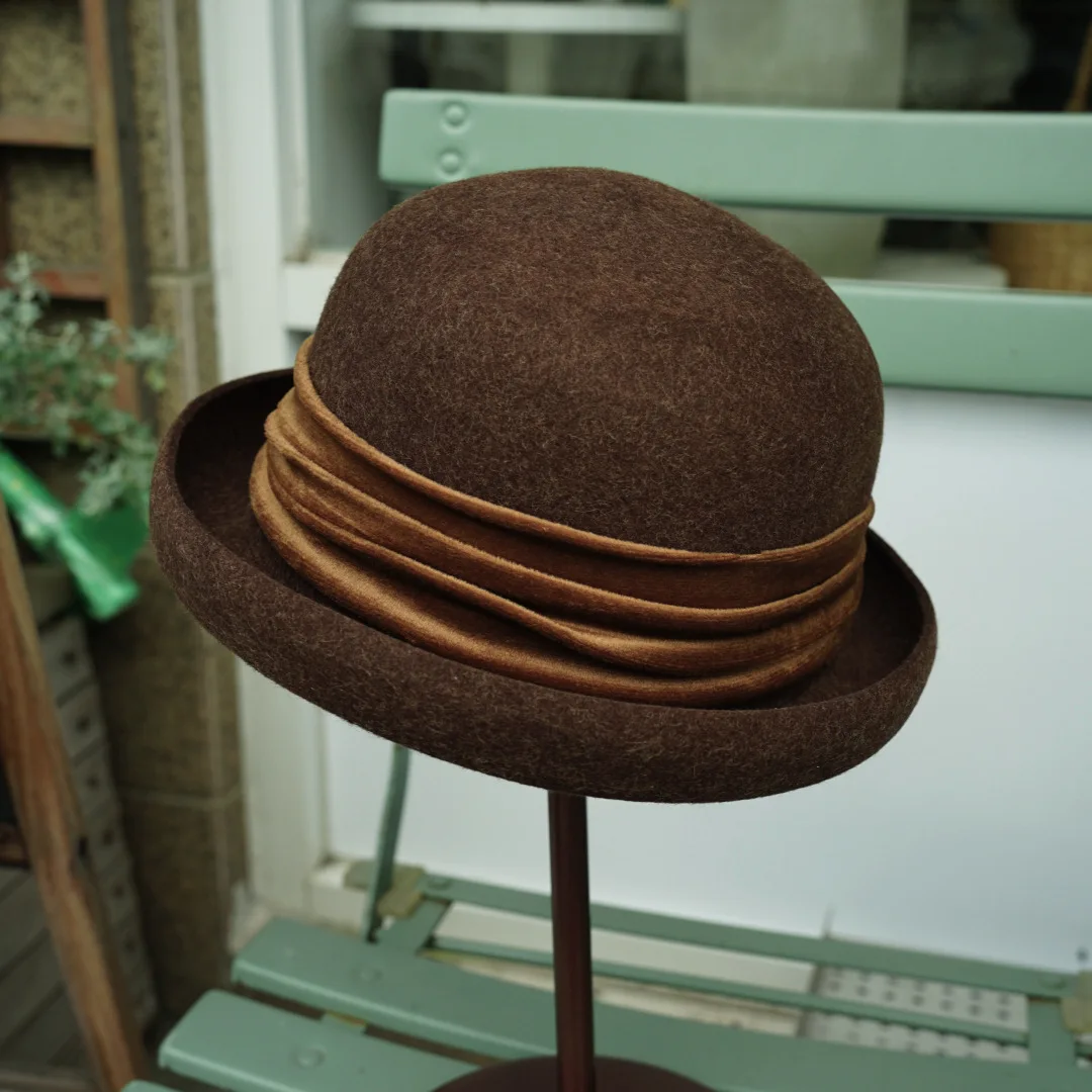 

New Outdoors Pure Color Wool Hat Elegant Ribbon Decoration Retro Style Women's Winter Warm Hat Small Hat Fashionable Elegant