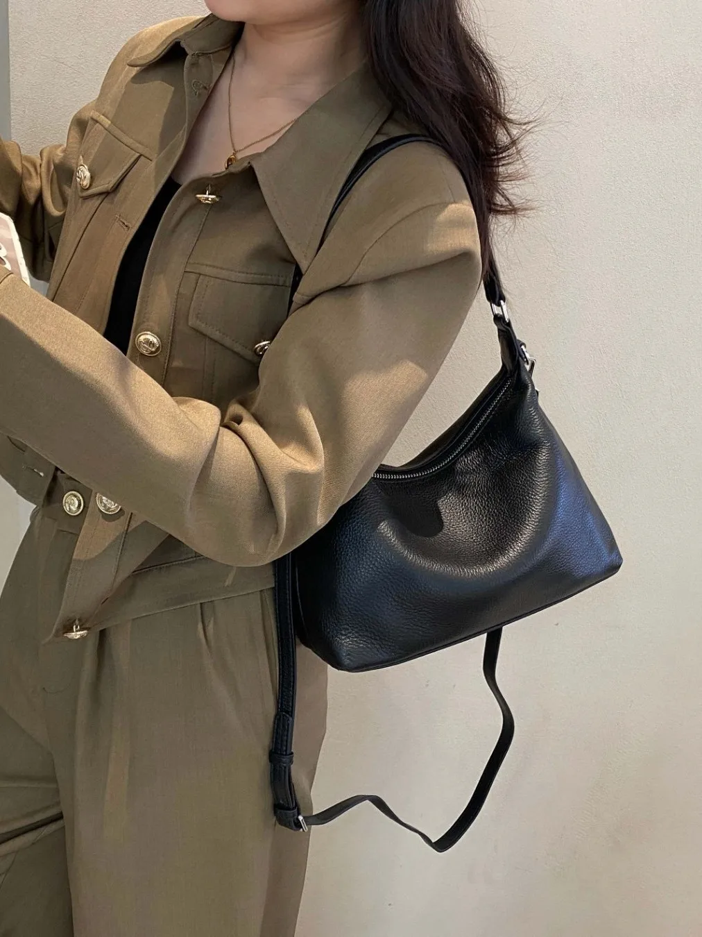Women's Full-Grain Leather High Quality Crossbody Bag - Slim Zip Pocket Commuter Shoulder Purse for Day To Night