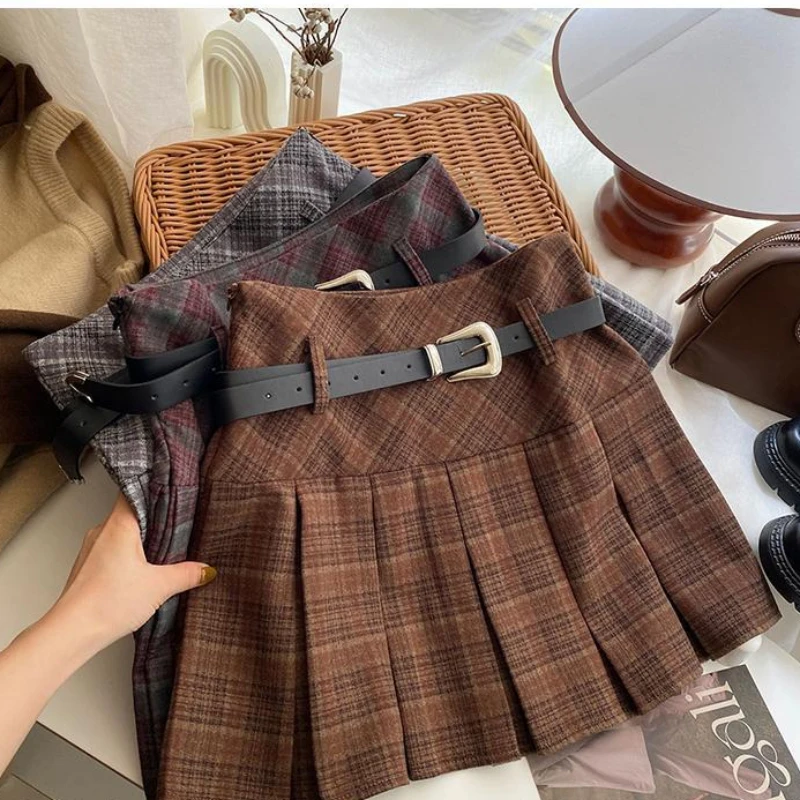 Deeptown Vintage Plaid Skirt Women Preppy Style Kawaii Pleated Skirt Korean Fashion Autumn Winter A-line Streetwear Mini Skirts