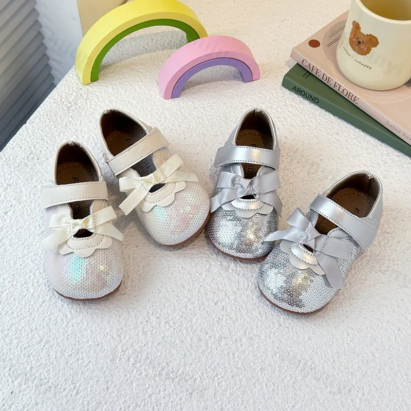 

Girls' Elegant Bow Sequins Design Shallow Mouth Casual Single Shoes 2025 Autumn Children Ballet Style Comfortable Princess Flats