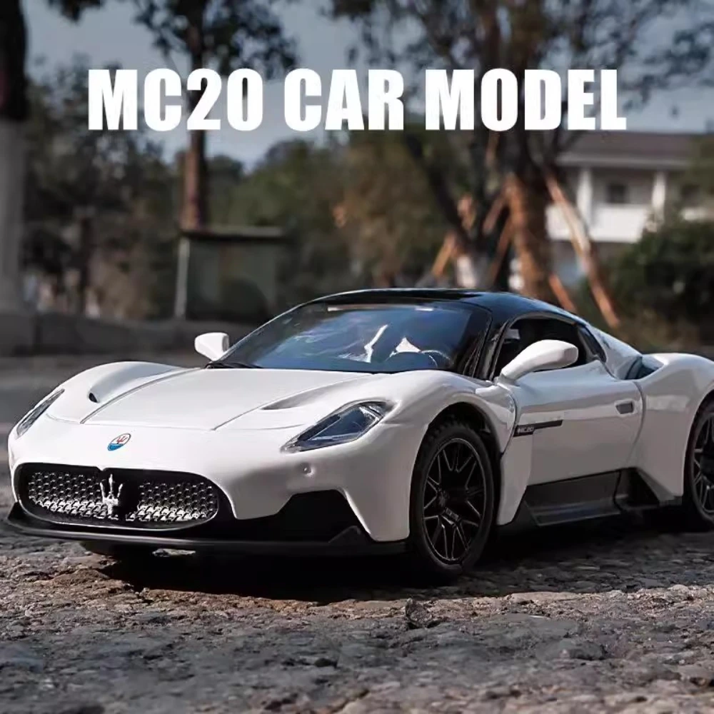 Scala 1:32 Maserati MC20 Modelli di auto sportive in lega pressofusa 4 porte aperte tirare indietro suono leggero Veicoli da corsa per ragazzi Regali