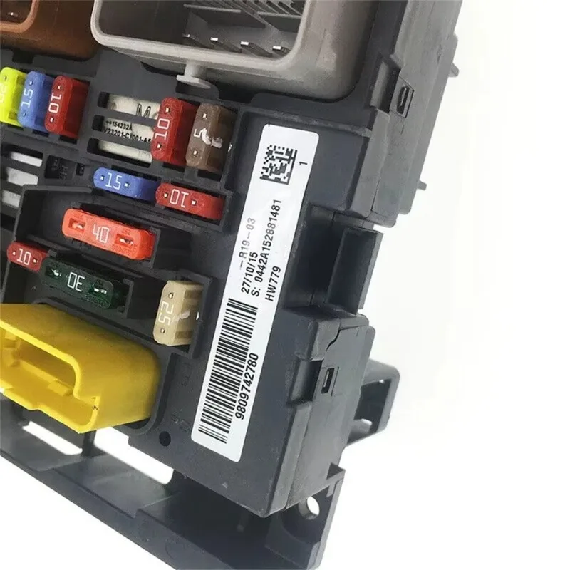 

9807028780 Fuse Box Automotive Fuse Housing for Car Electrical System Durable Fuse Holder Replacement Fits