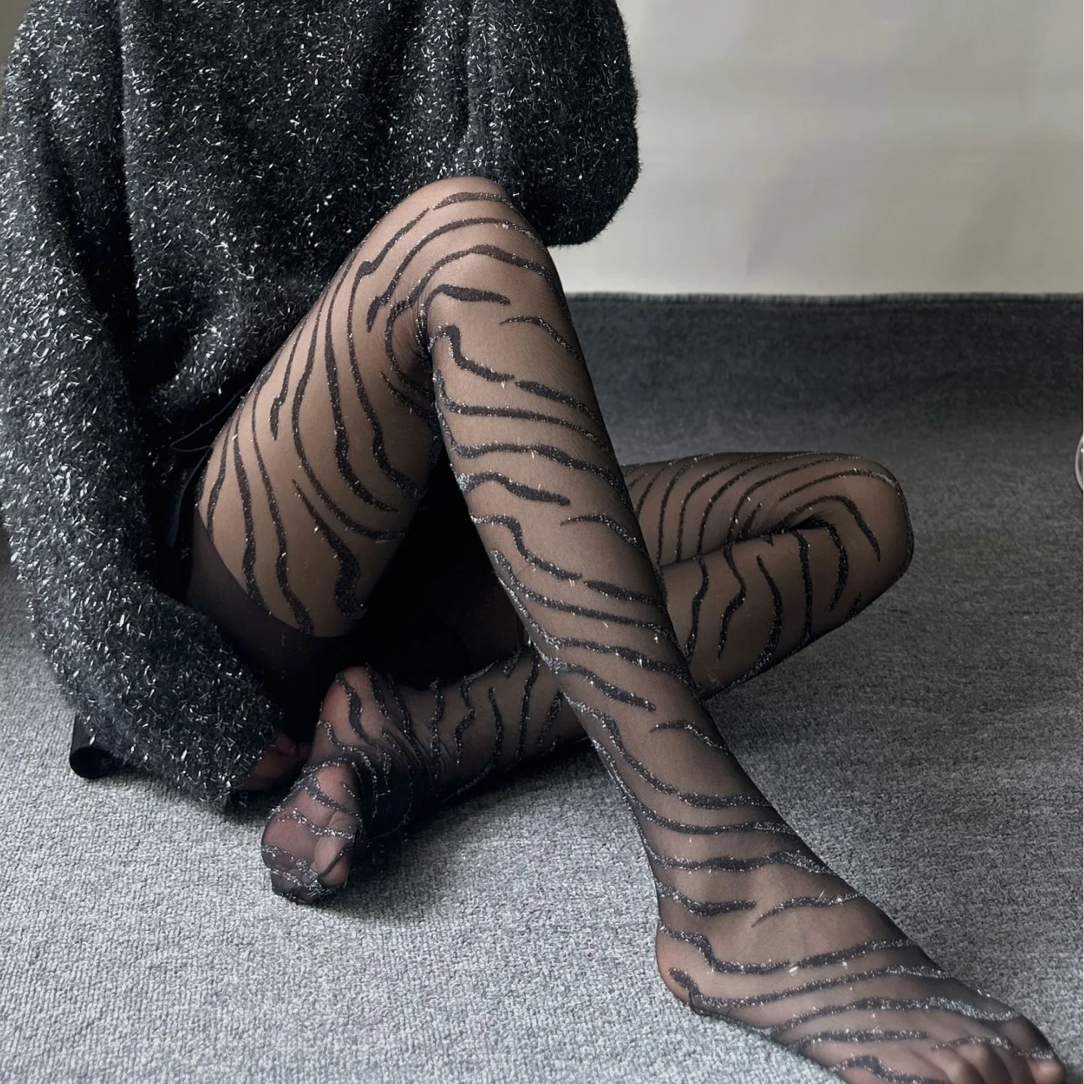 Fashion Striped Ladies Pantyhose Thin Black Reflective Silver Wire Flocking Zebra Print Spice Lolita Personality Tights