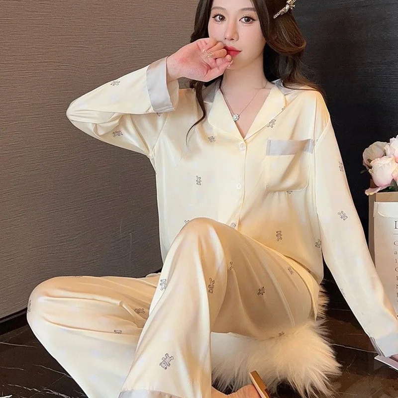 Two Sets of Women\'s Long-Sleeved Pajamas Bubble Bear Ice Silk Advanced Sense of Silky Smooth Fashion Simple Cute Sweet Style