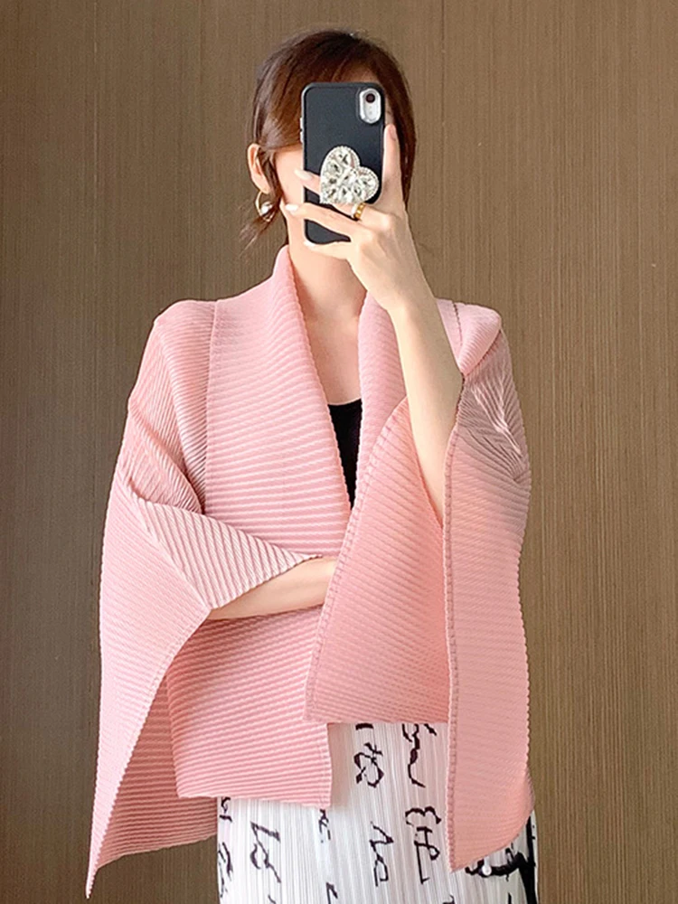 LANMREM Loose Pleated Coat For Women Scarf Collar Solid Color Versatile Cardigan Casual 2024 Summer New Clothing 2AA5317