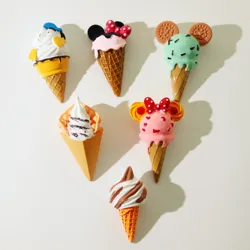 2024 New Cute Resin Ice Cream Brooch Pin for Women Sweet Cone Acrylic Brooches Pins Badges Jewelry Bag Costume Accessories