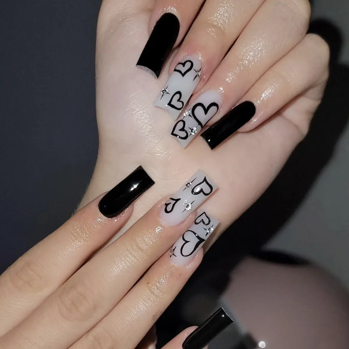 24 Uds. De uñas postizas largas de ataúd de Ballet, uñas postizas de corazón negro de San Valentín con diseño de estrella, uñas terminadas usables con diamantes