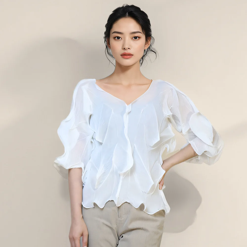 

Pleated top women's handmade pleated high-end temperament elegant lace fashion v-neck slim T-shirt fashionable simple temperamen