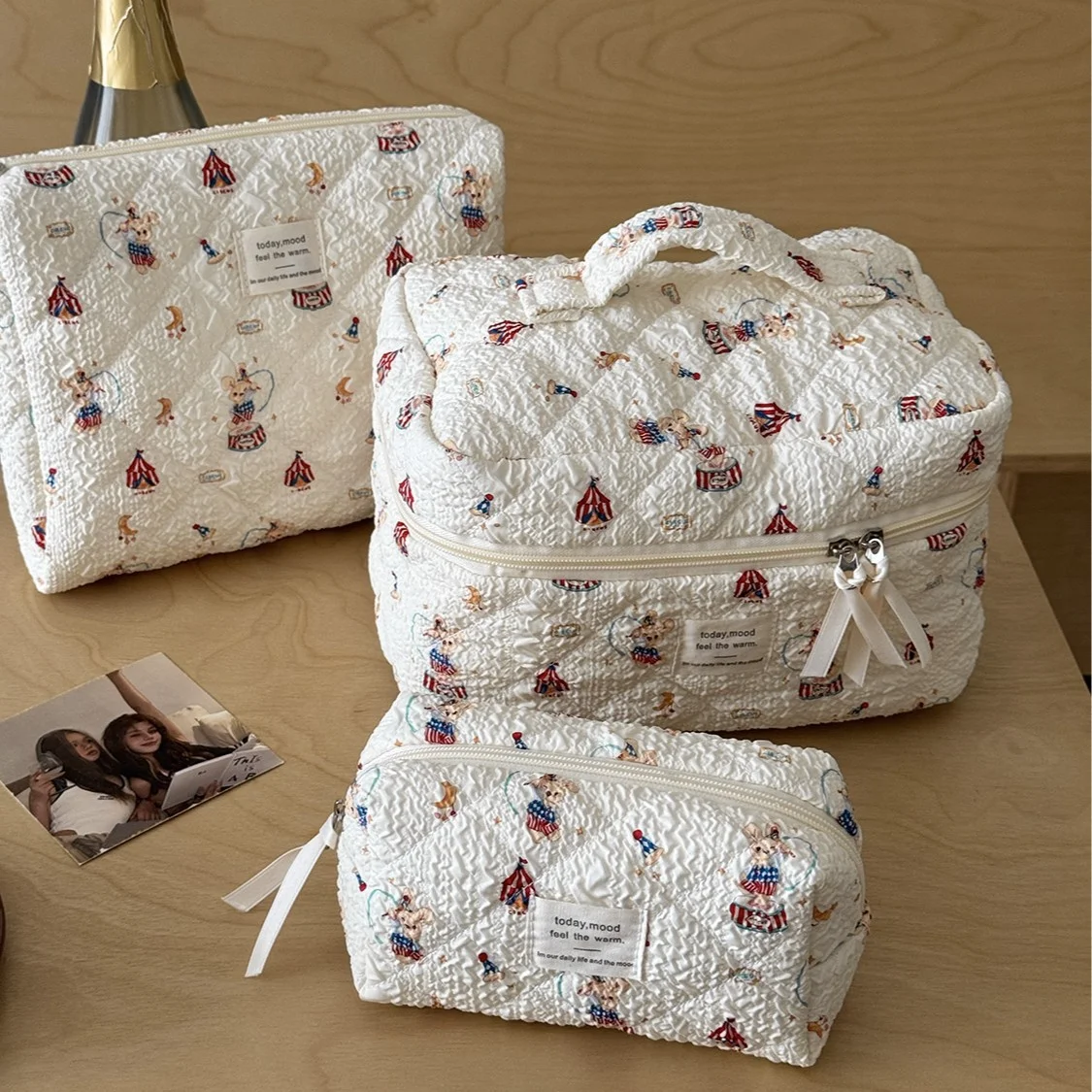 Cute Cartoon Portable Large-Capacity Travel Toiletry Bag Rabbit Paradise Makeup Bag New Pleated Storage Bag