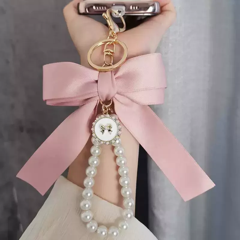 Vintage Faux Pearl Chain Keychains for Women Cute Heart Bow-Knot Charm Handbag Purse Decor Car Keyring Headphone Case Accessorie