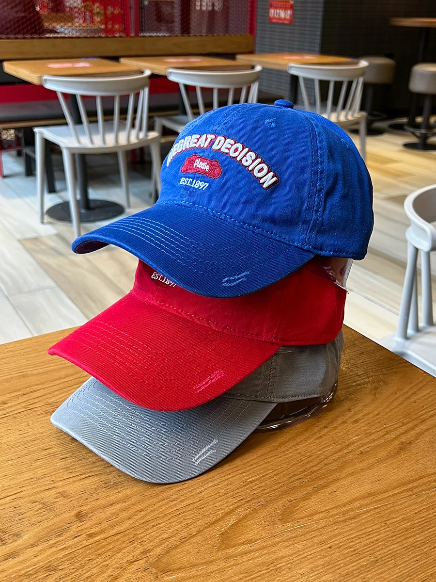 

Baseball Cap Men's and Women's Spring and Summer Dongdaemun Letter Embroidery Ripped Peaked Cap