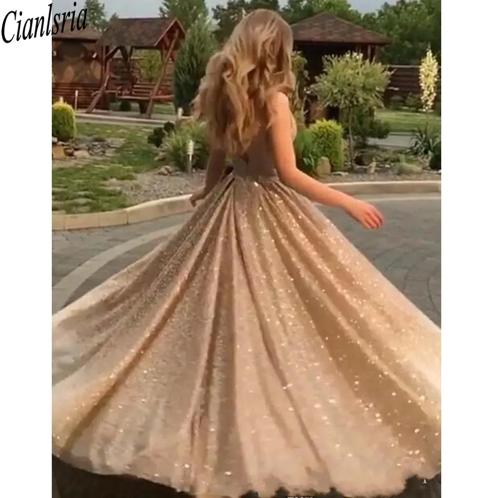 สายทอง Sequins ชุดราตรี Sparkly อย่างเป็นทางการพรรคบอลชุดยาว Quinceanera ชุดที่กำหนดเอง