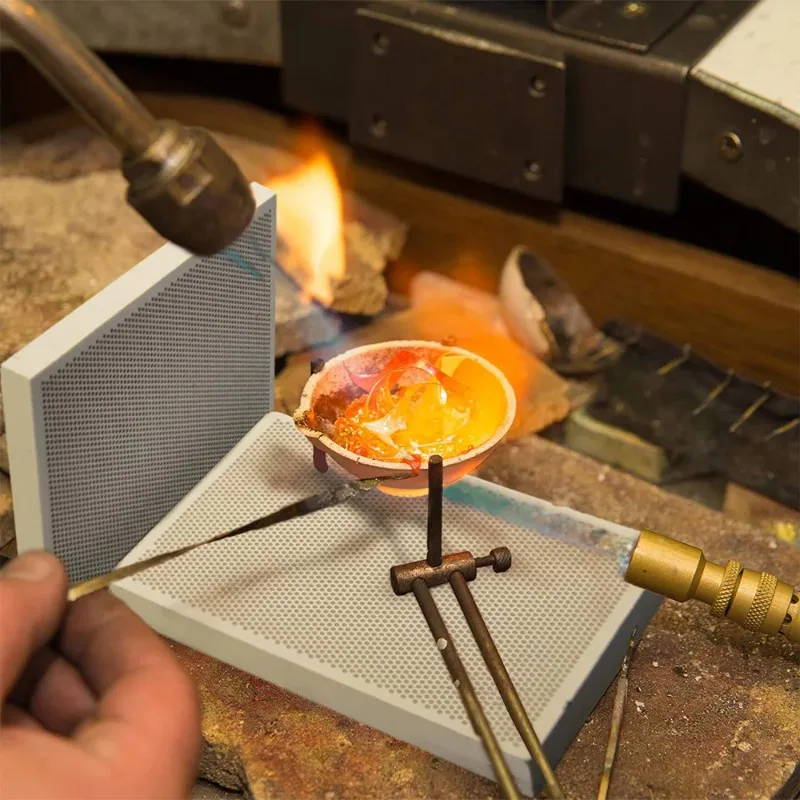 Square Honeycomb Refractory Bricks for Gold Silver Copper Welding - High Efficiency Heat Insulation Professional Soldering Plate