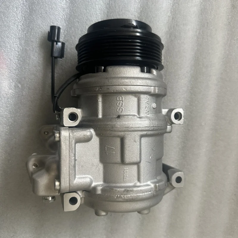 Air Conditioner AC Compressor 6652300311 6652300511For Ssangyong Actyon Kyron  Actyon Sports Rexton Diesel 2.0