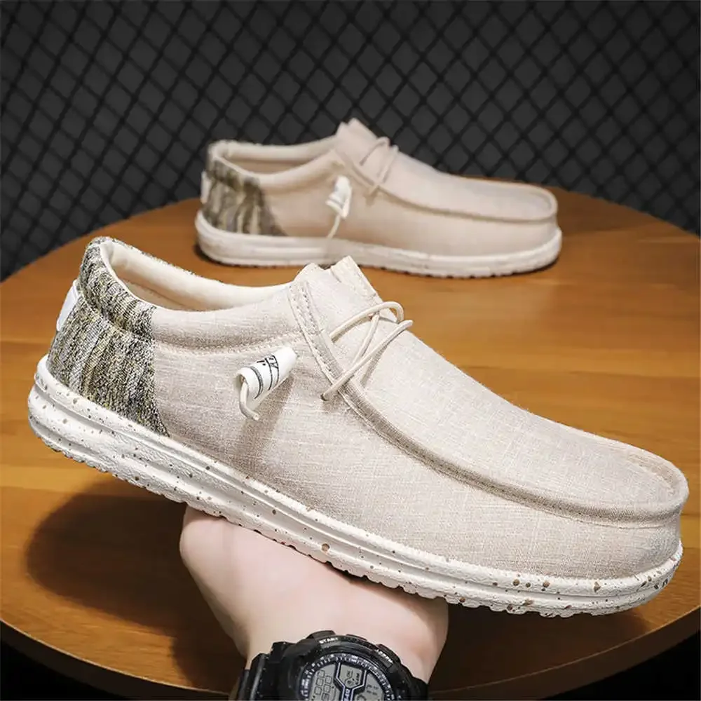 Super Big Size Sumer Shoes For Men 46 Vulcanize Cheap Trainers Men's Sneakers 52 Size Sport From China Sneeker Visitors