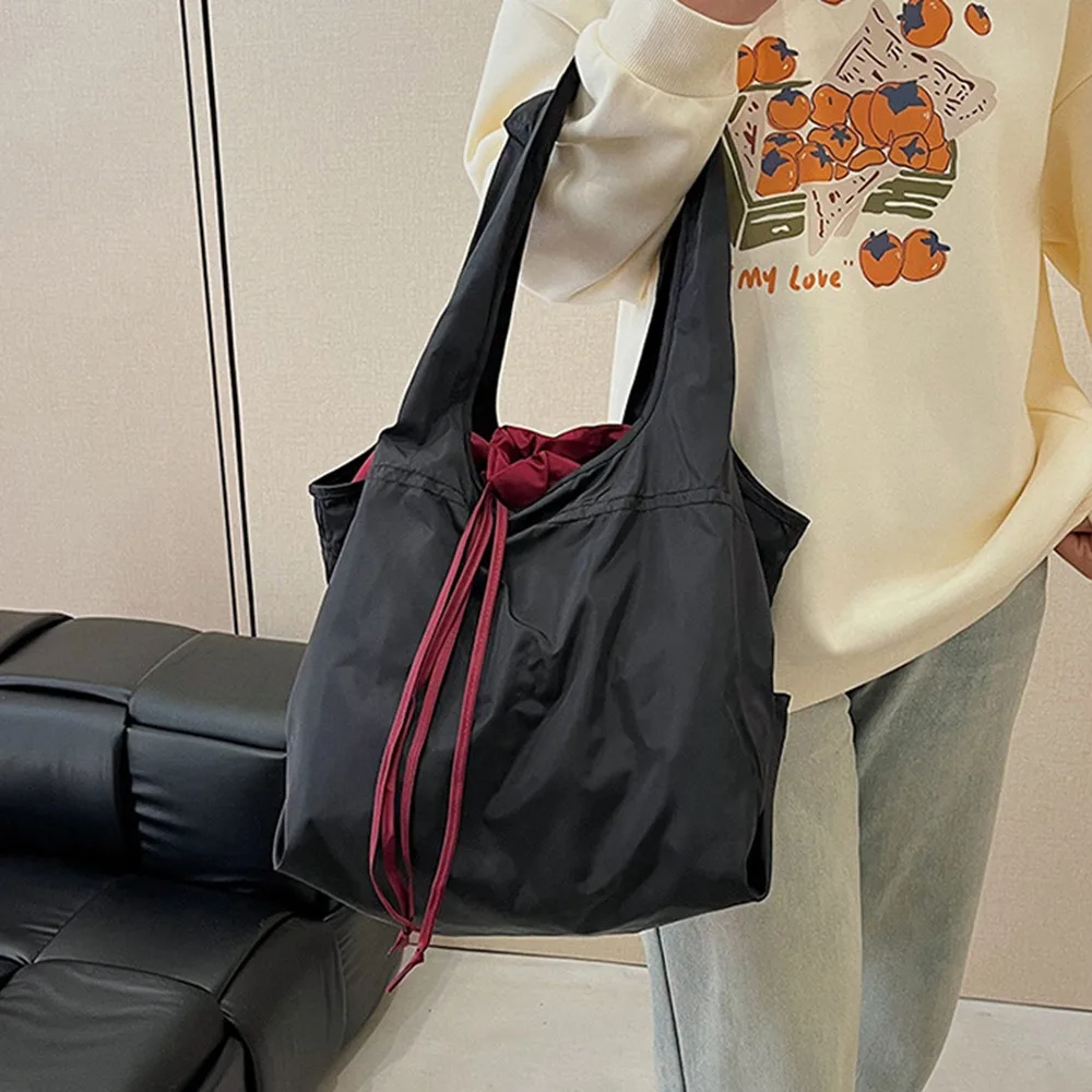 

Reusable Drawstring Design Handbag Nylon Large Capacity Foldable Shopping Bag Tote Bag Waterproof Shopping Eco Bag Women
