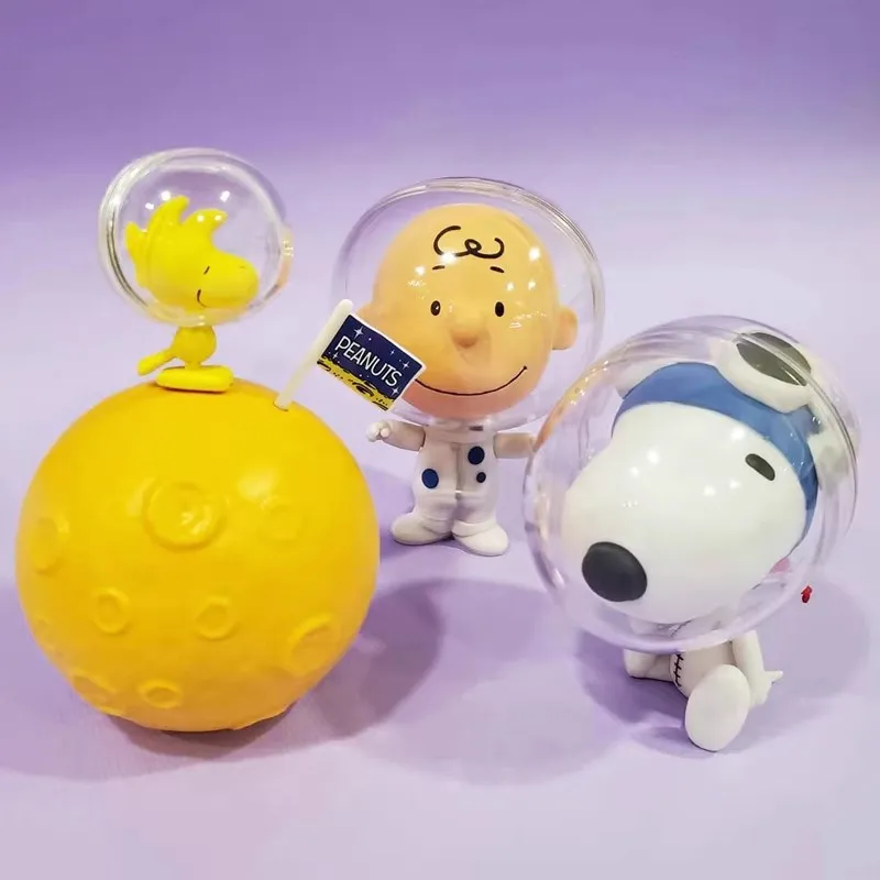 Bandai Original 3Pcs Gashapon Capchara PREMIUM Peanuts 4 ASTRONAUT SNOOPY Toys For Kids Gift Collectible Model Ornaments view 3