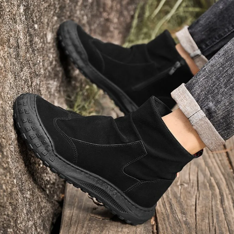 Thickened Fleece Lined Casual Short Boots for Men Winter Outdoor Running Climbing Warm Resistant Shoes round Toe Side Zipper