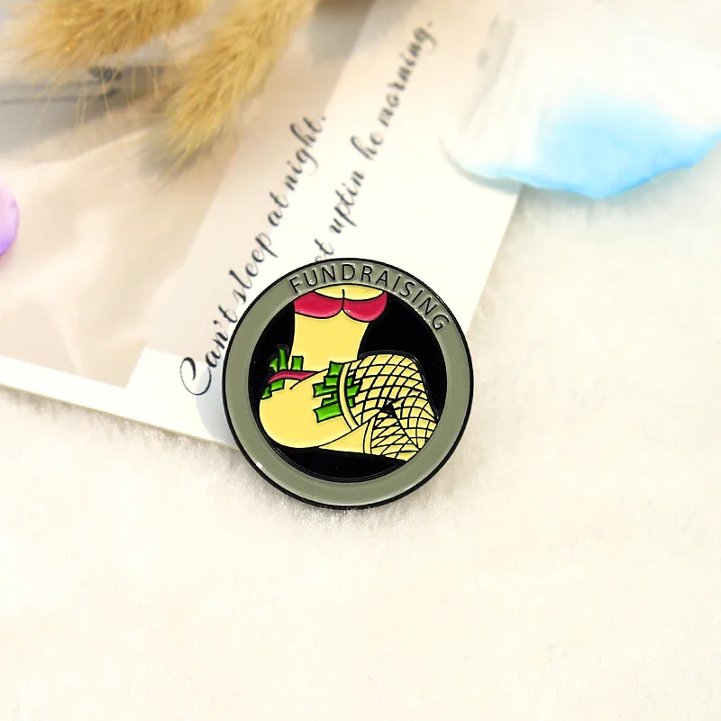 Brooch Enamel Pin FUNDRAISING Beautiful Bikini Woman Thigh Brooches sexy Badge For Woman Charm Jewelry Gift Sexy Woman Round