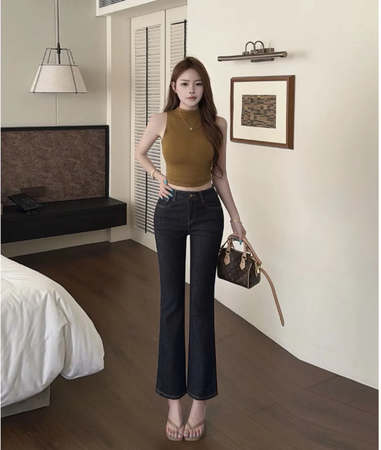 Vintage Denim Blue Hip-enhancing Cropped Flare Jeans for Women, Summer Bestseller High Waist Slim Fit Elegant Micro Flare Pants
